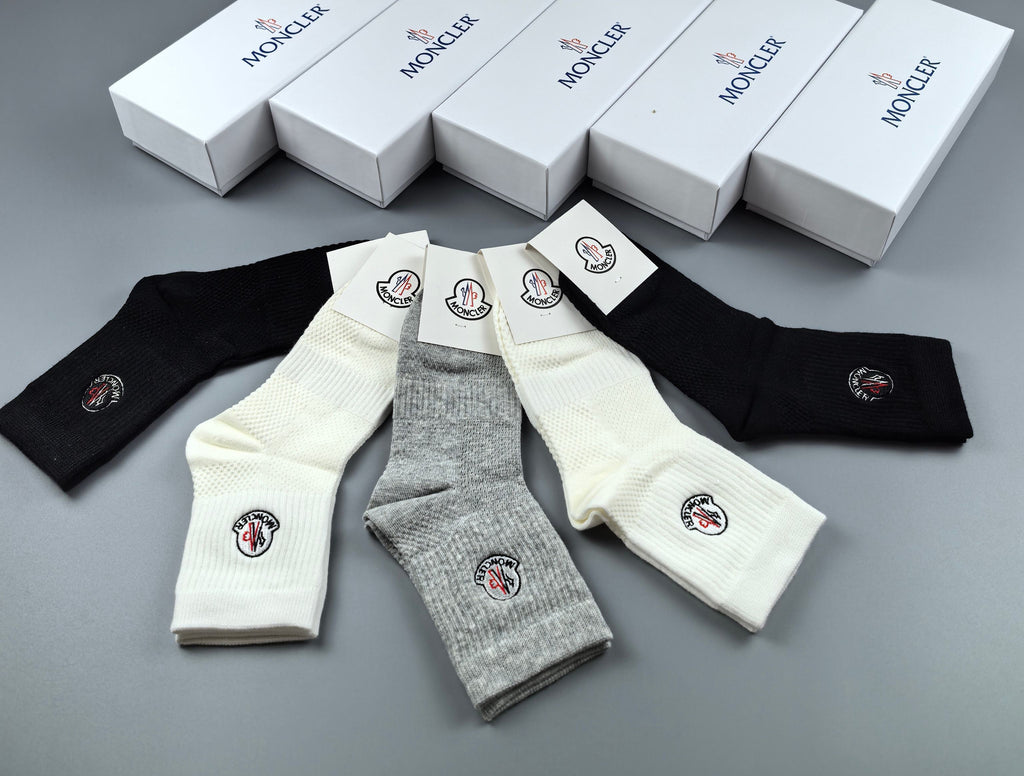 Moncler Small Round Emblems Ankle Socks - 5-Pair Set
