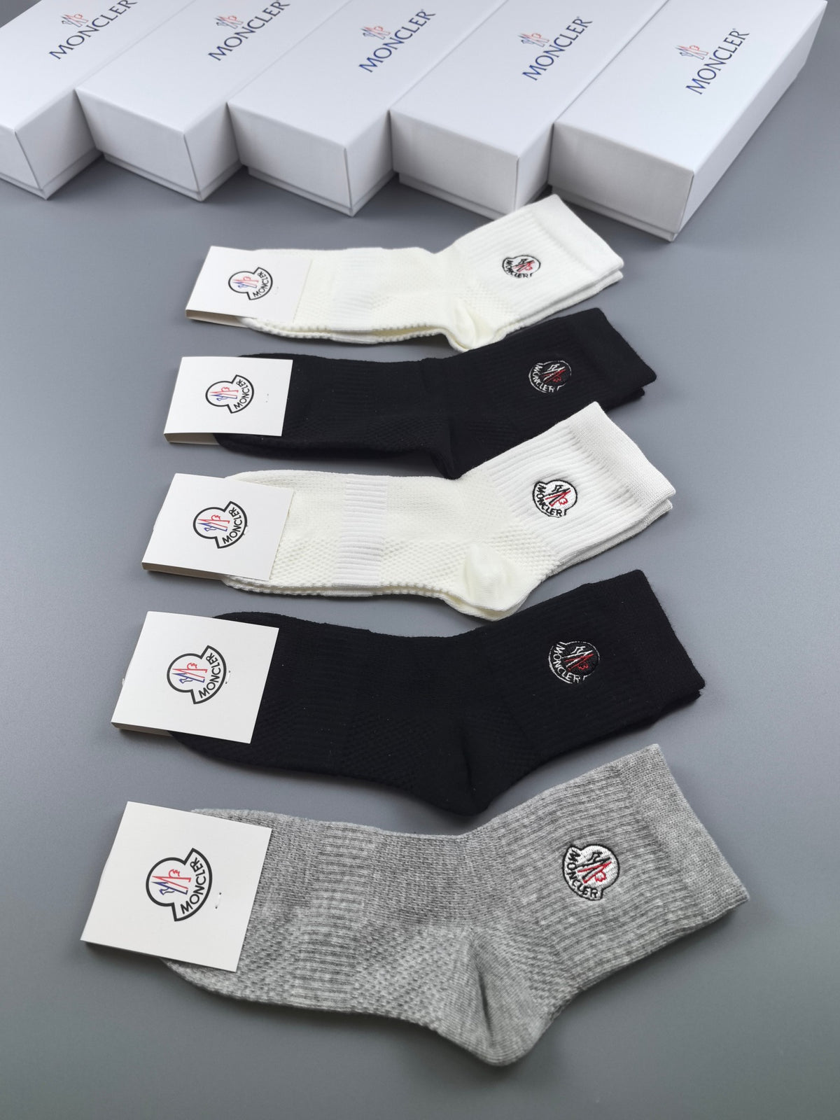 Moncler Small Round Emblems Ankle Socks - 5-Pair Set