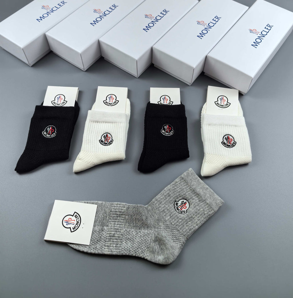 Moncler Small Round Emblems Ankle Socks - 5-Pair Set