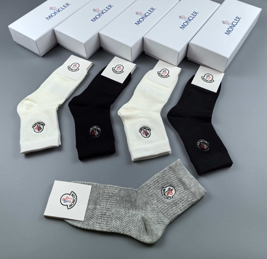 Moncler Small Round Emblems Ankle Socks - 5-Pair Set