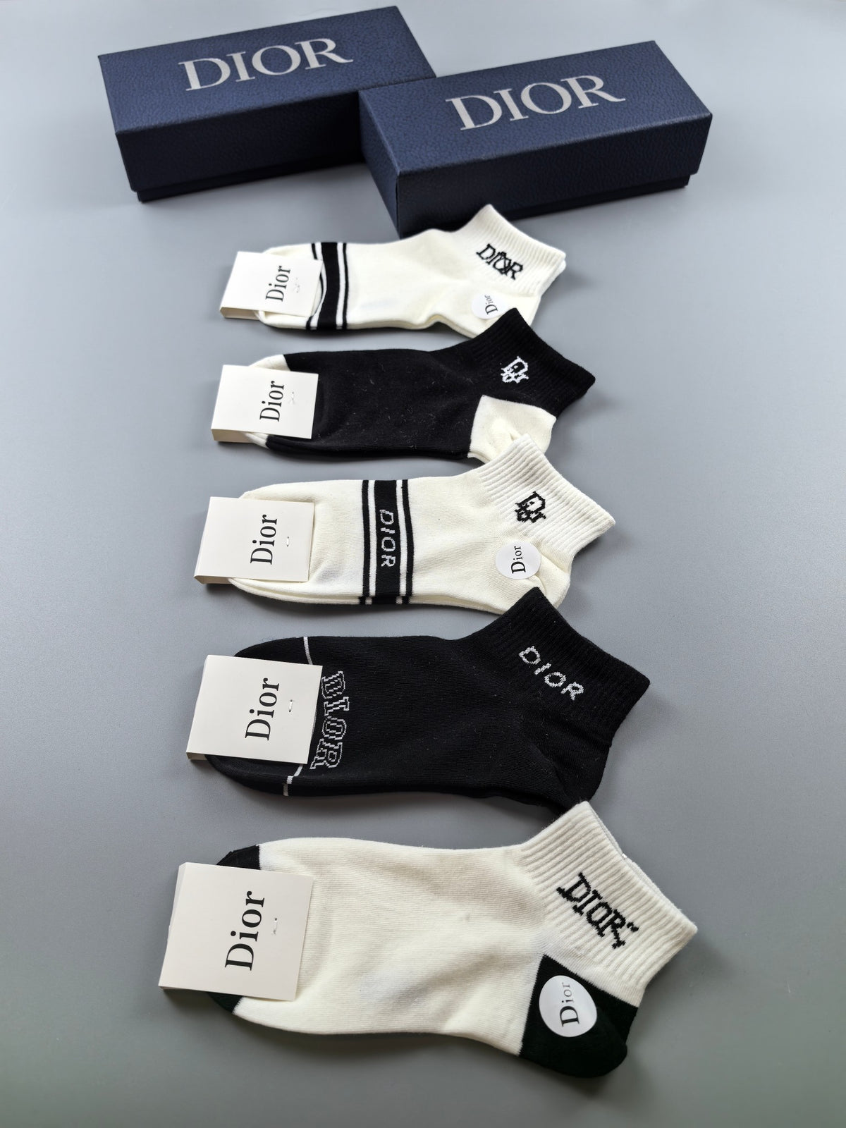 Dior Cotton Visible Branded Cuff Or Emblem Details No-Show Socks - 5-Pair Set