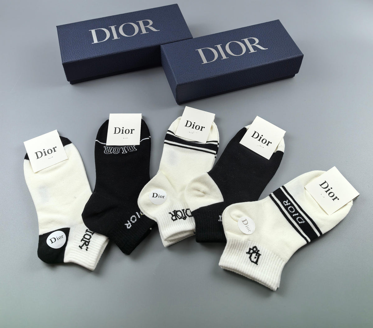 Dior Cotton Visible Branded Cuff Or Emblem Details No-Show Socks - 5-Pair Set