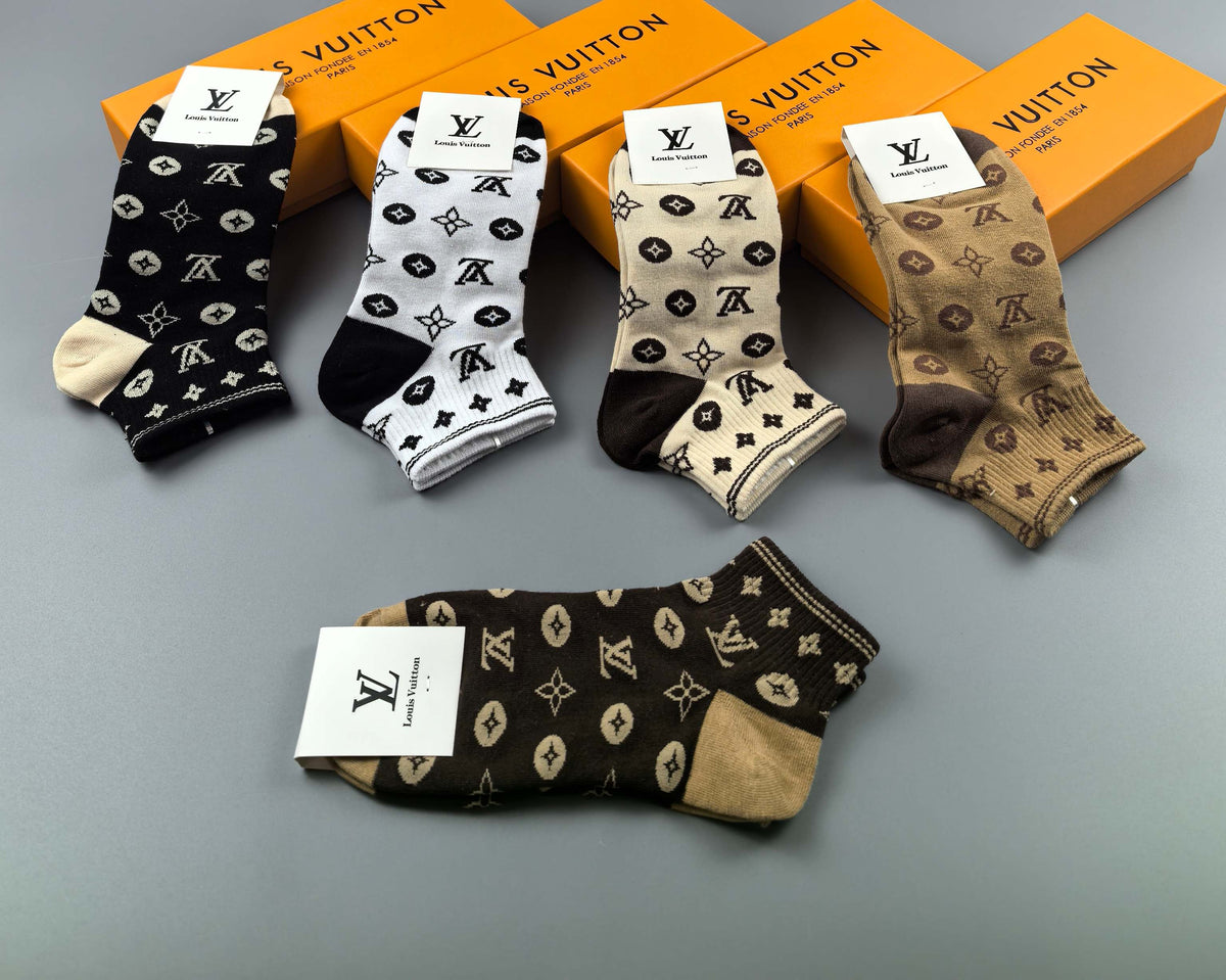 Louis Vuitton Cotton Visible Branded Cuff Or Emblem Details No-Show Socks - 5-Pair Set