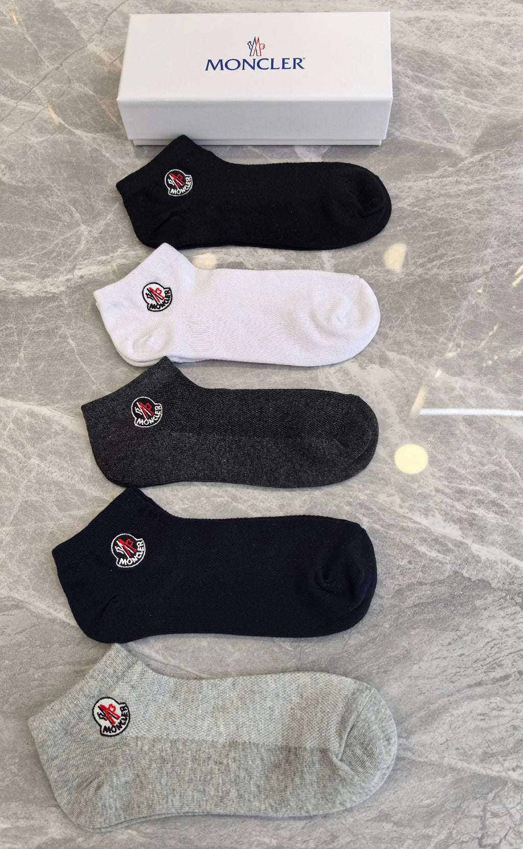 Moncler Cotton Visible Branded Cuff Or Emblem Details No-Show Socks - 5-Pair Set