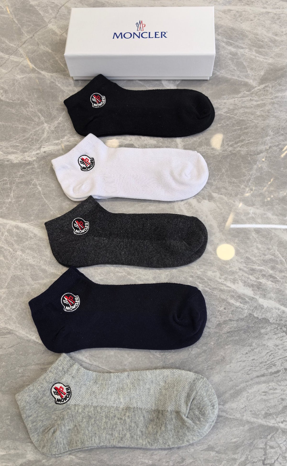 Moncler Cotton Visible Branded Cuff Or Emblem Details No-Show Socks - 5-Pair Set