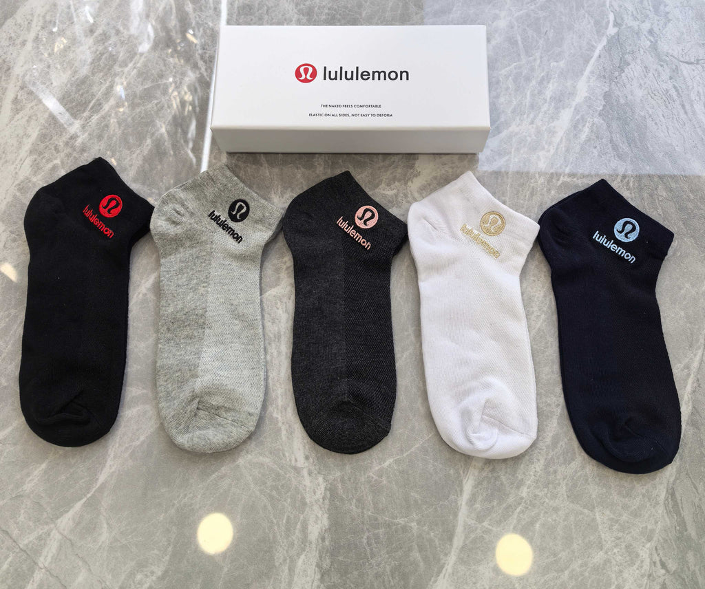 Lululemon Tonal Logo Details Ankle Socks