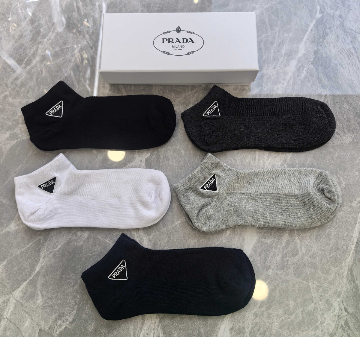 Prada Visible Branded Cuff Or Emblem Details No-Show Socks - 5-Pair Set