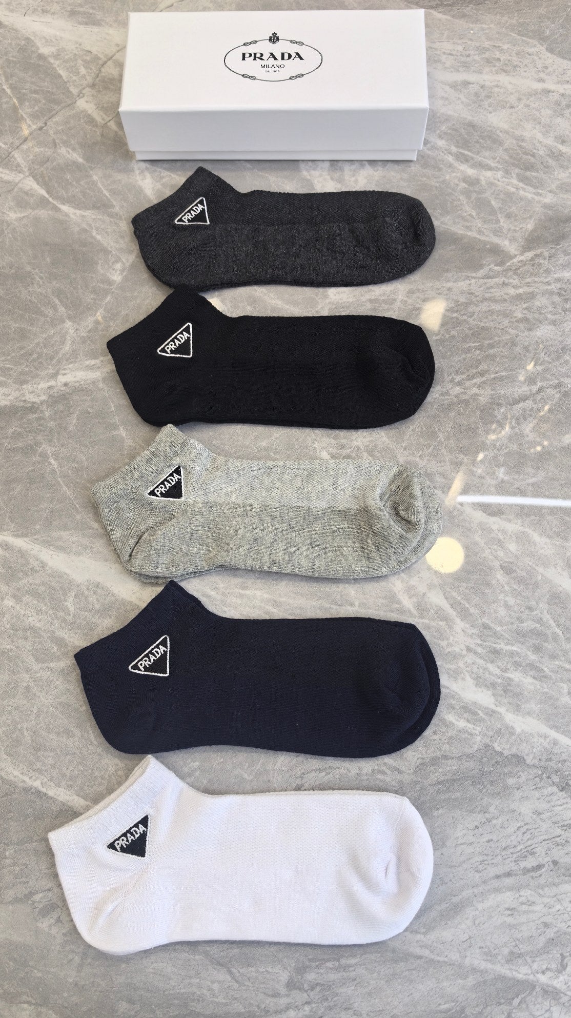 Prada Visible Branded Cuff Or Emblem Details No-Show Socks - 5-Pair Set