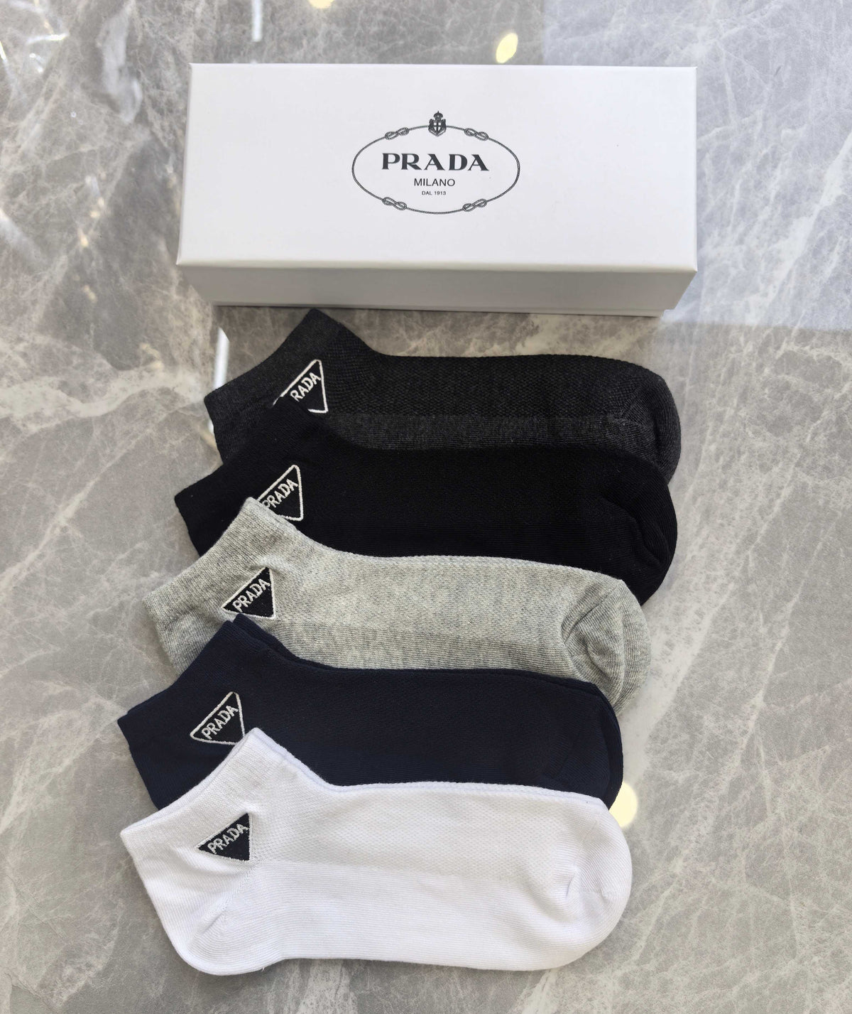 Prada Visible Branded Cuff Or Emblem Details No-Show Socks - 5-Pair Set