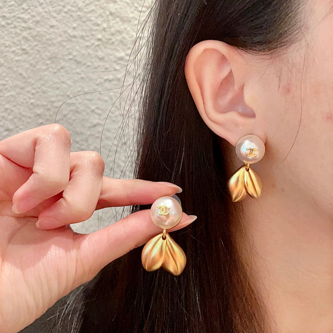 Double-C Emblem Statement Earrings in Polished Metal-Tone – Design 016 main product view