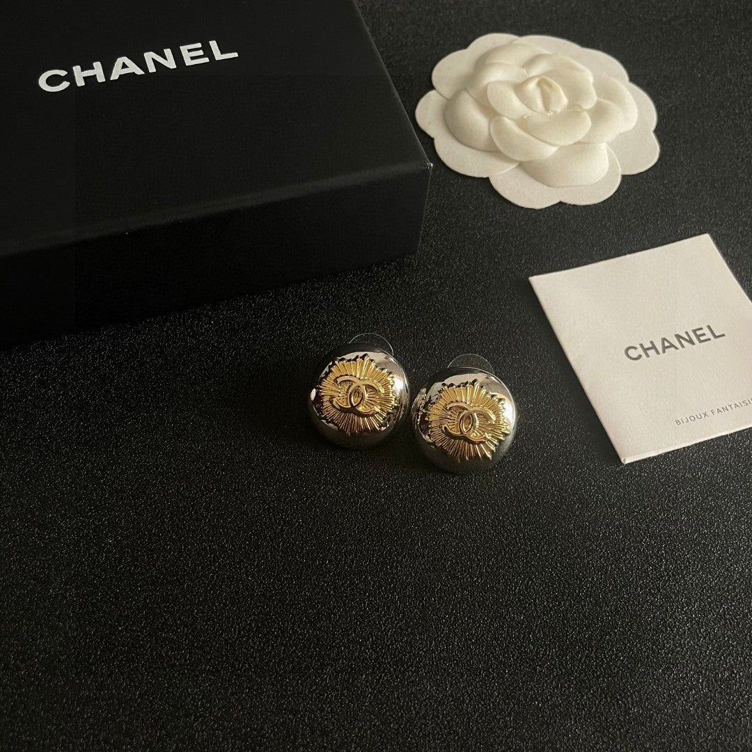 Double-C Emblem Stud Earrings in Polished Metal-Tone – Design 045 styled product view
