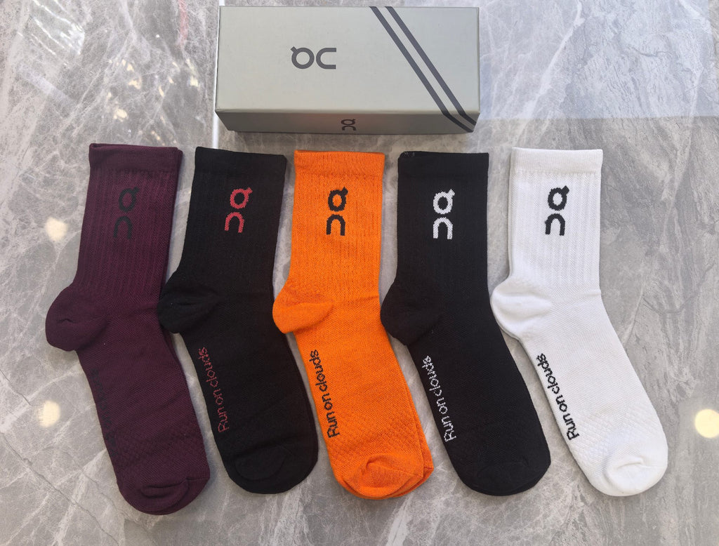 On Contrast Logo Details Crew Socks - 5-Pair Set