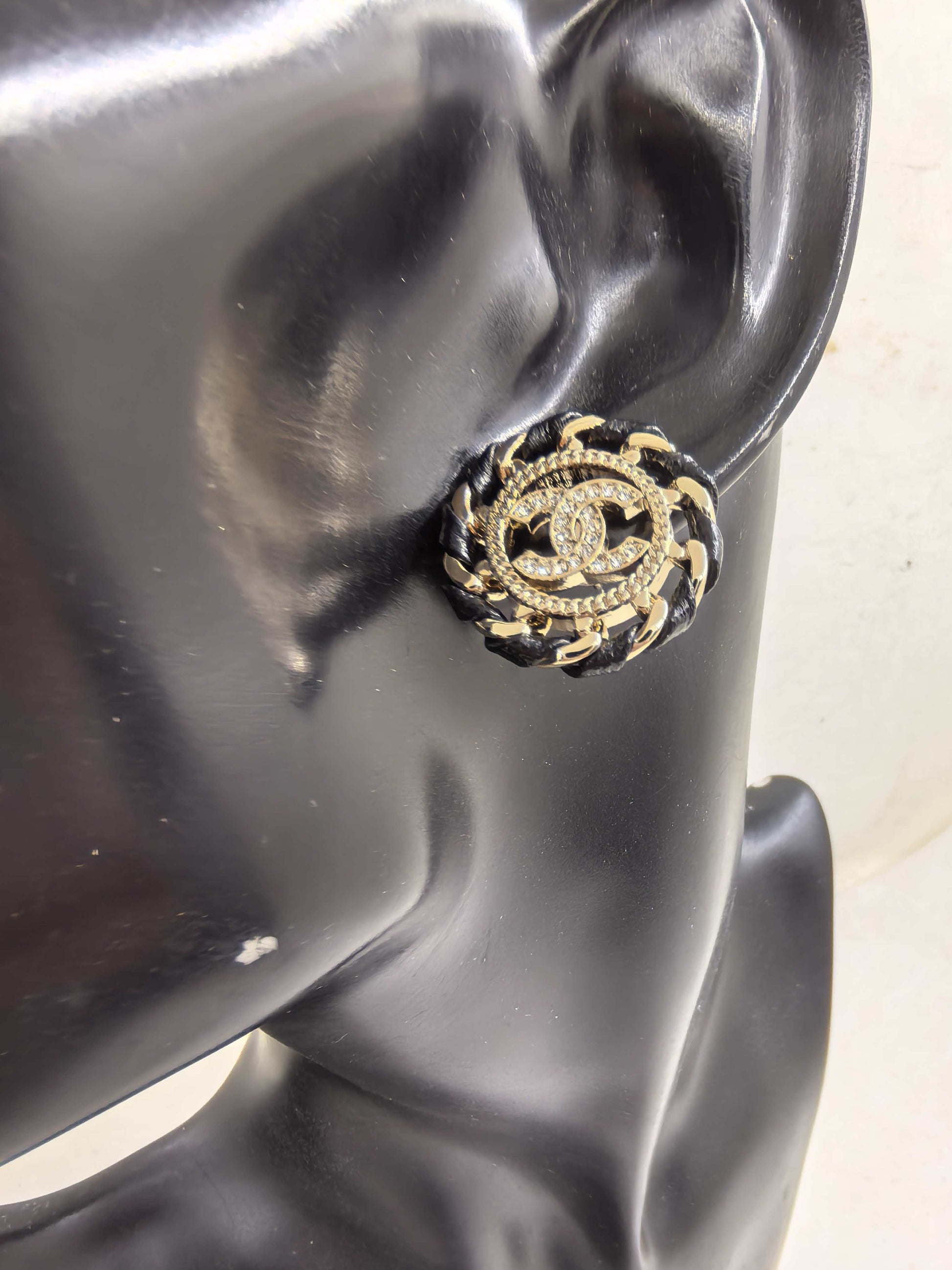 Round Stud Earrings in Gold-Tone – Black Detail front product view