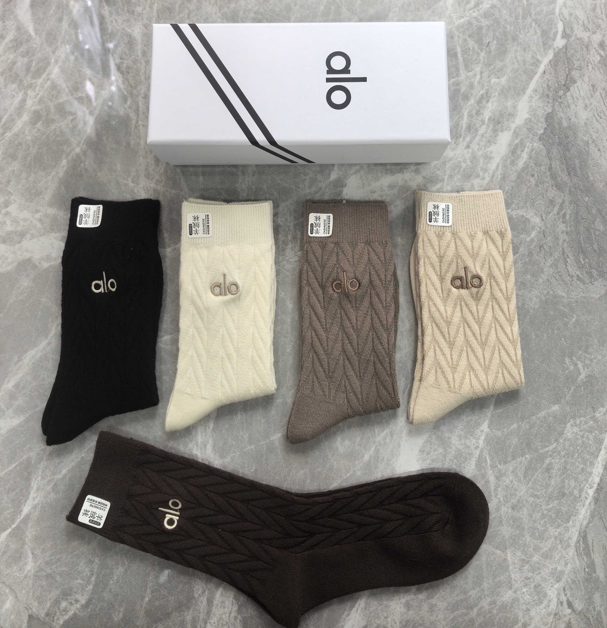 Alo Crew Socks - 5-Pair Pack