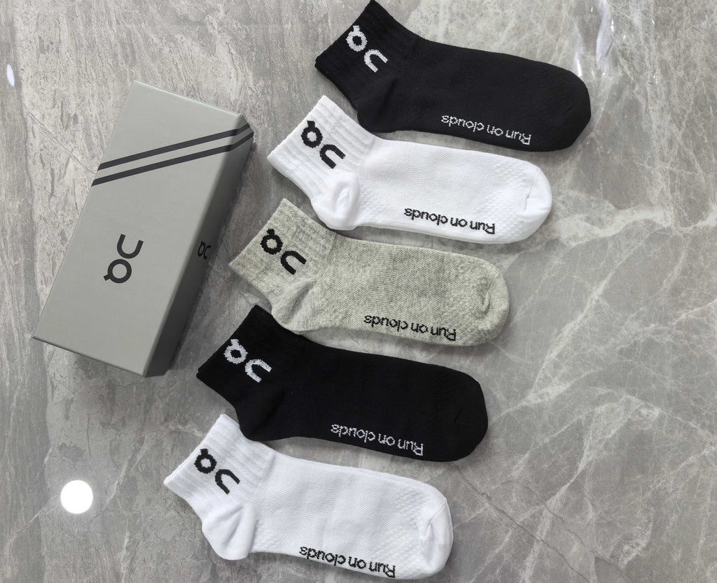 On Tonal Logo Details Ankle Socks - 5-Pair Set