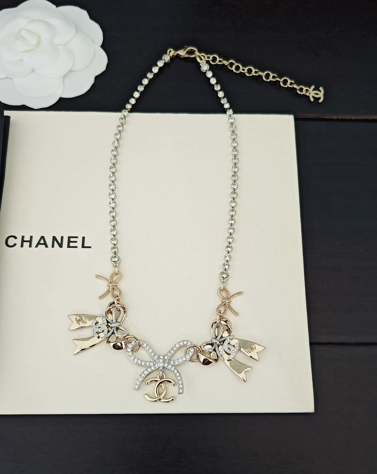 Bow Pendant Necklace in Gold-Tone – Design 007 side detail