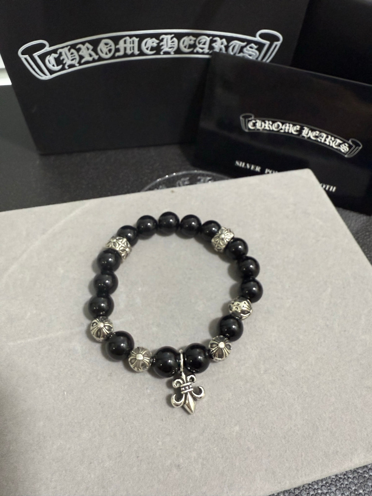 Gothic Emblem Beaded Bracelet in Antique Silver-Tone – Design 33 main product view