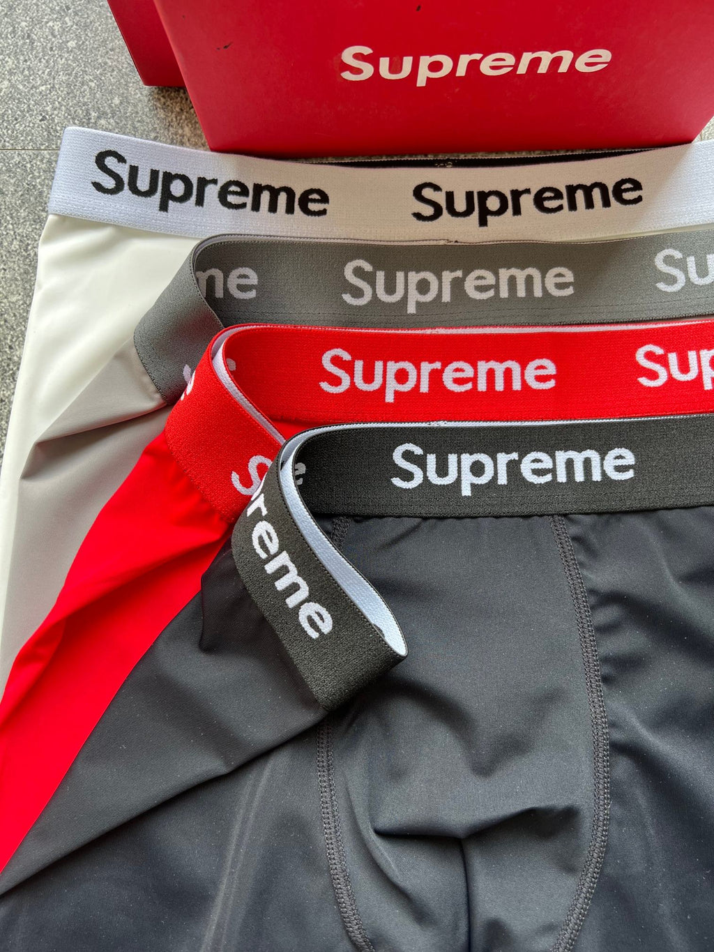Supreme Visible Branded Waistband Or Emblem Details Men's Boxer Briefs - 3-Piece Box