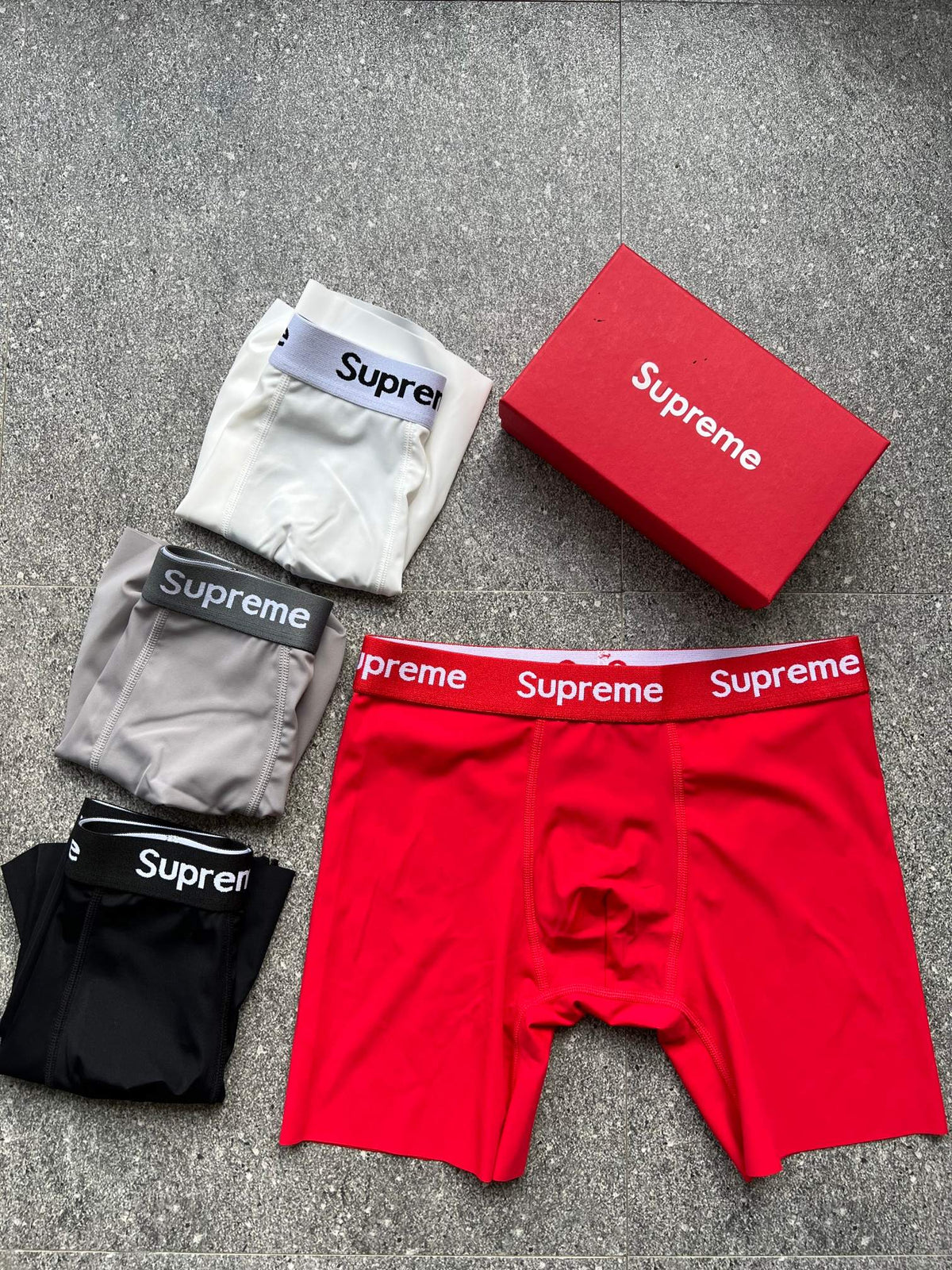 Supreme Visible Branded Waistband Or Emblem Details Men's Boxer Briefs - 3-Piece Box