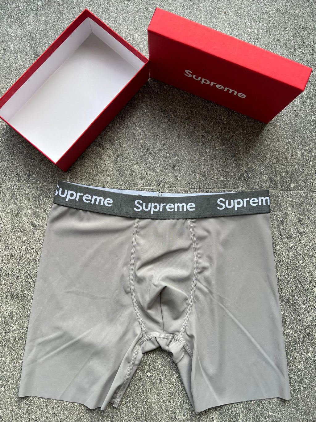 Supreme Visible Branded Waistband Or Emblem Details Men's Boxer Briefs - 3-Piece Box