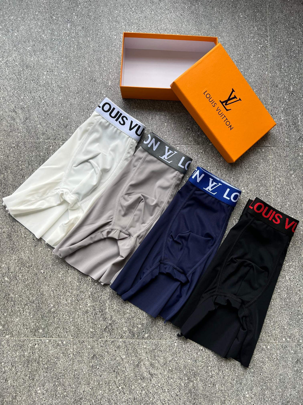 Louis Vuitton Visible Branded Waistband Or Emblem Details Men's Boxer Briefs - 3-Piece Box