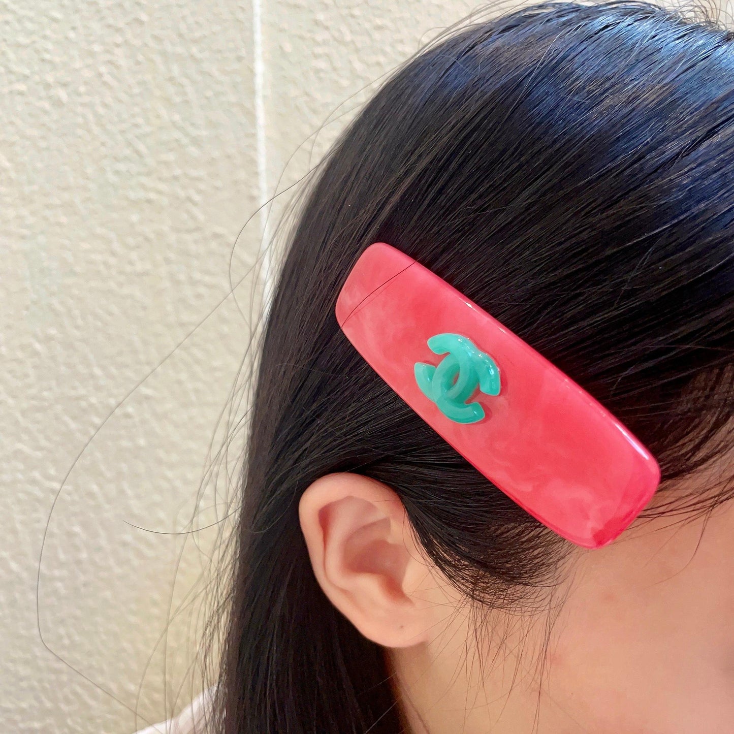 Double-C Emblem Hair Clip – Design 005 front product view
