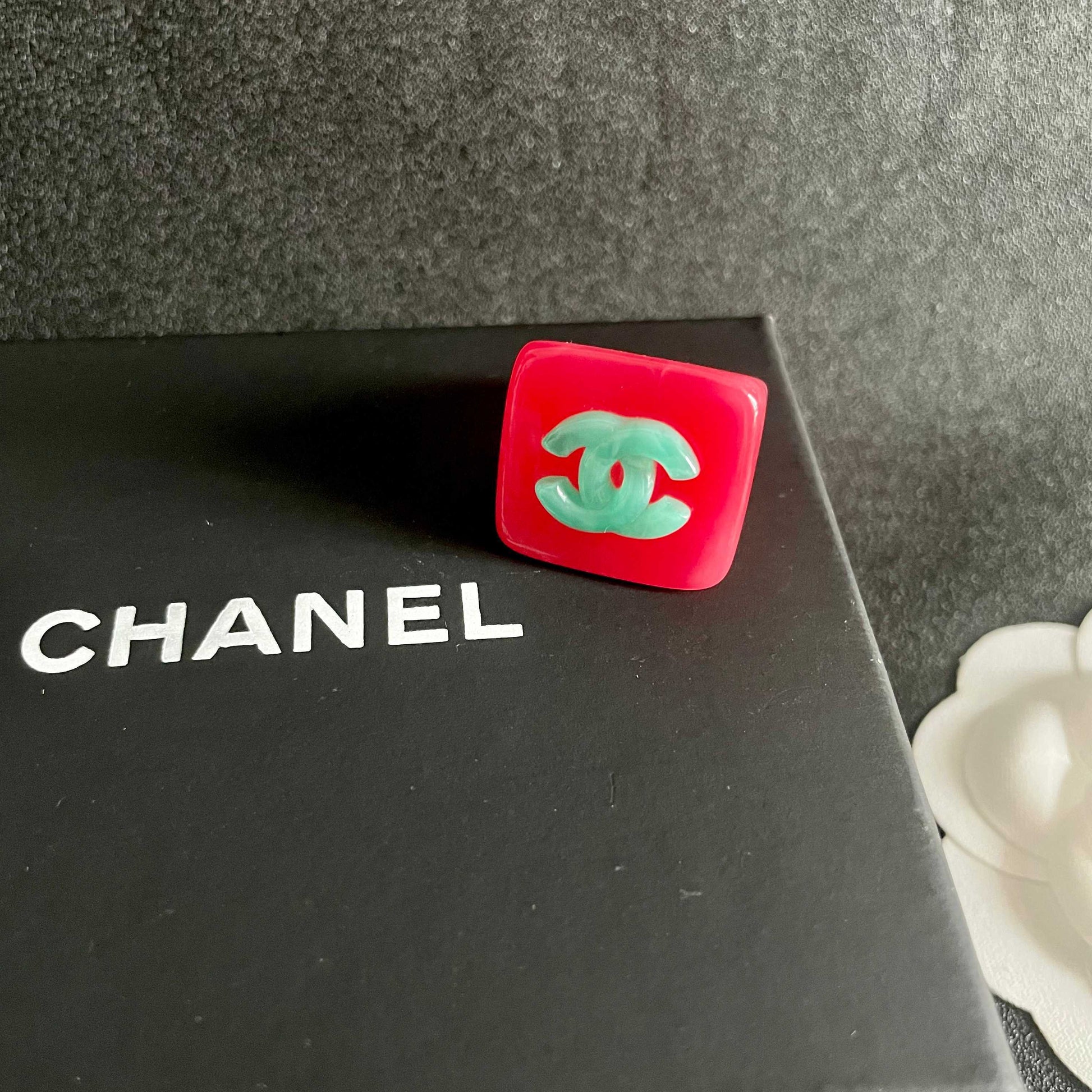 Double-C Emblem Statement Ring in Polished Metal-Tone – Design 003 front product view