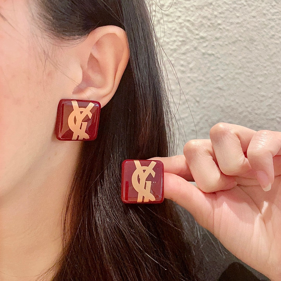 Letter Emblem Stud Earrings in Polished Metal-Tone – Design 005 main product view