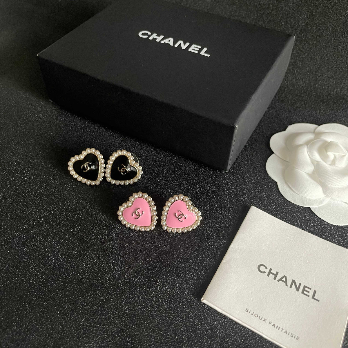 Double-C Emblem Pearl-Detail Stud Earrings – Pearl Detail – Design 018 close-up detail
