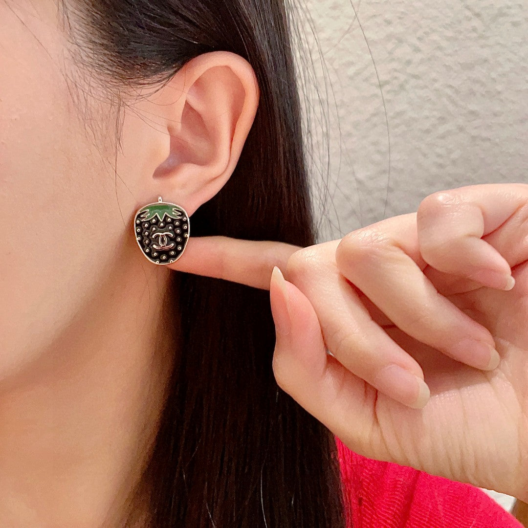 Double-C Emblem Stud Earrings in Polished Metal-Tone – Design 293 front product view