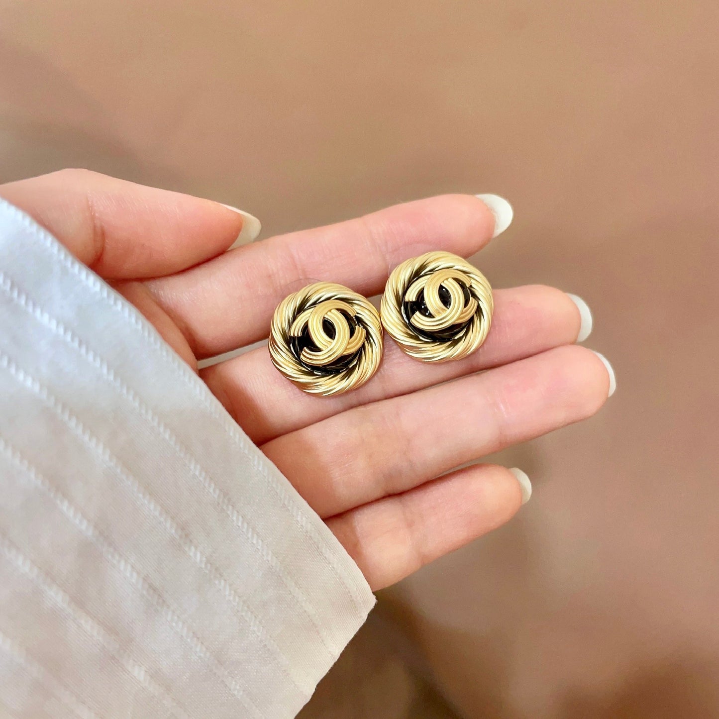 Double-C Emblem Stud Earrings in Polished Metal-Tone – Design 303 side detail