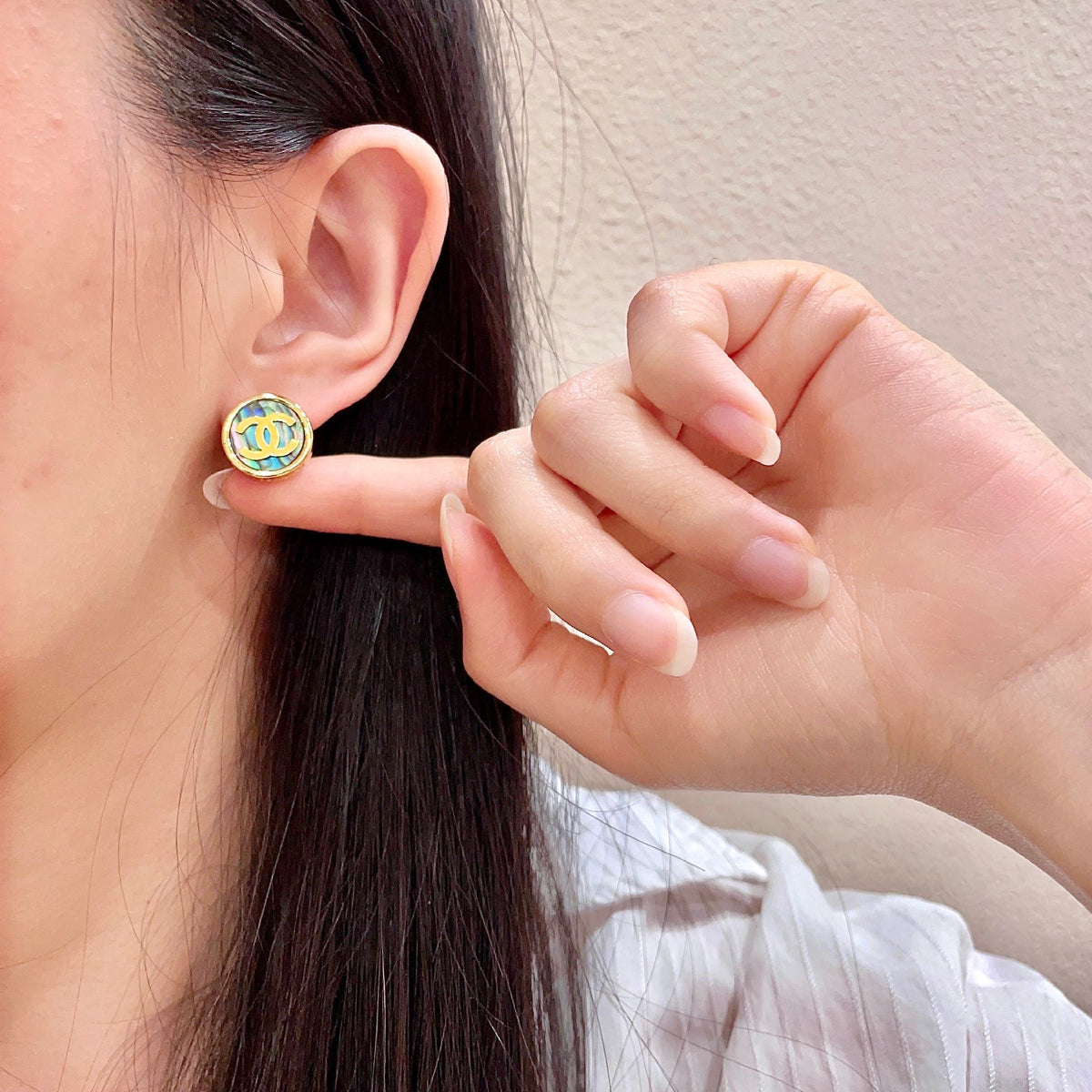 Double-C Emblem Stud Earrings in Polished Metal-Tone – Design 384 front product view