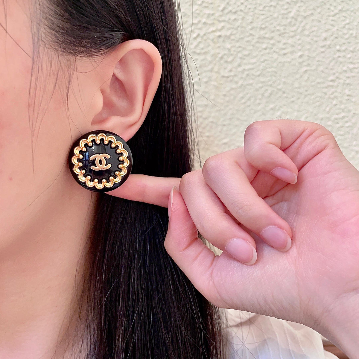 Double-C Emblem Stud Earrings in Polished Metal-Tone – Design 062 front product view
