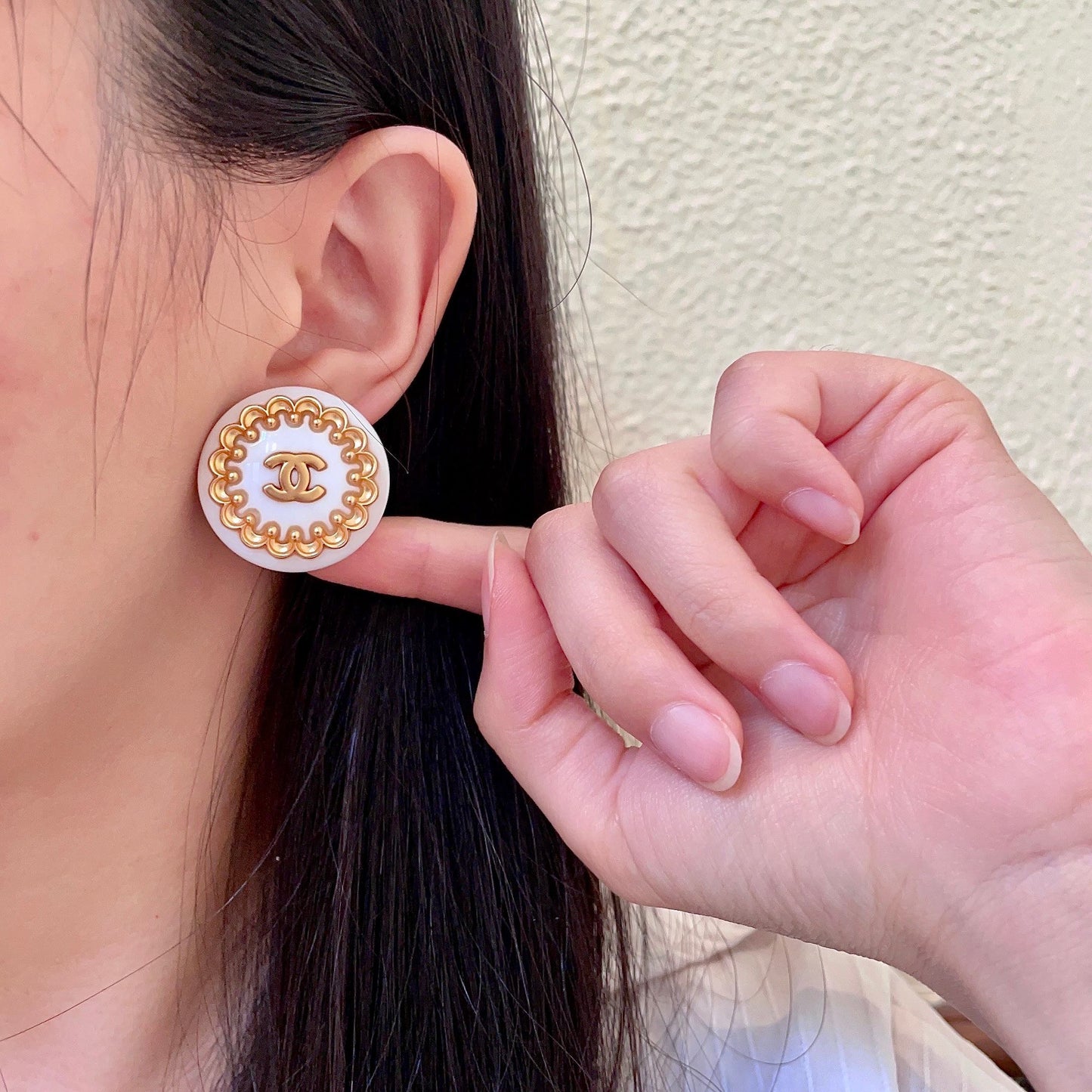Double-C Emblem Stud Earrings in Polished Metal-Tone – Design 478 front product view