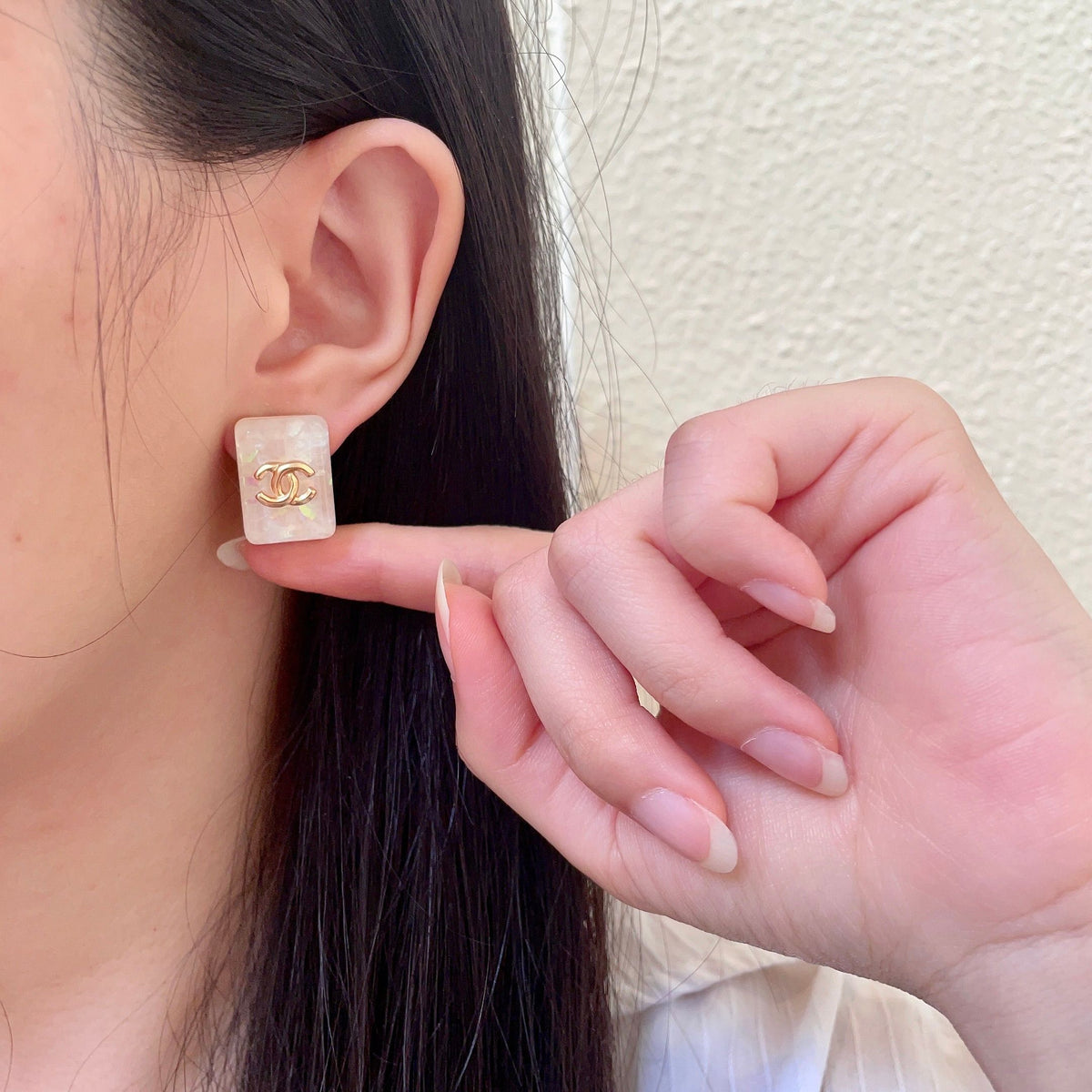 Double-C Emblem Stud Earrings in Polished Metal-Tone – Design 060 front product view