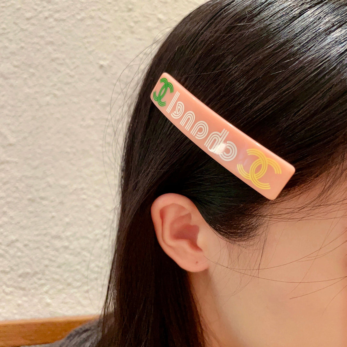 Double-C Emblem Hair Clip – Design 035 front product view