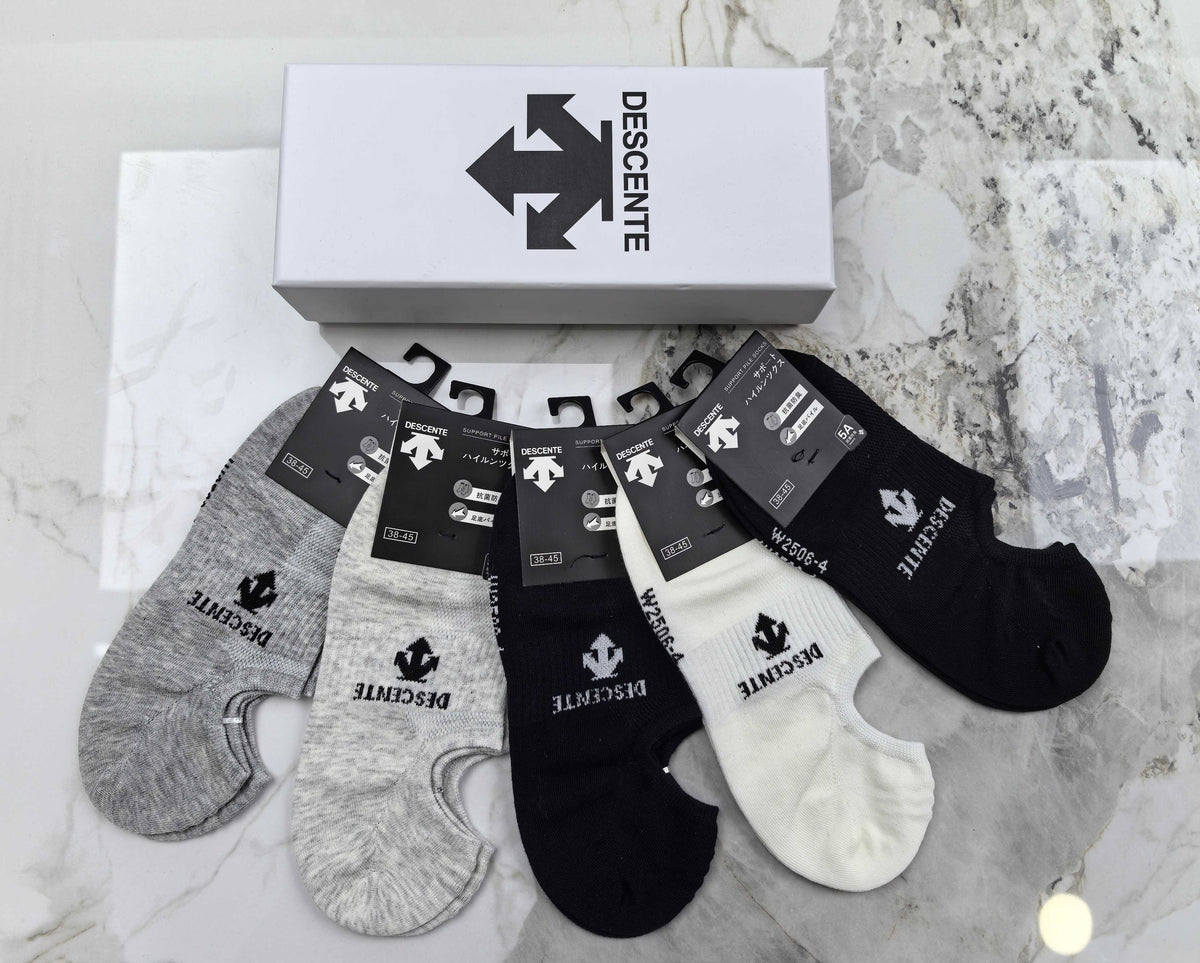 Descente Cotton Mixed Neutral Logo Detail No-Show Socks