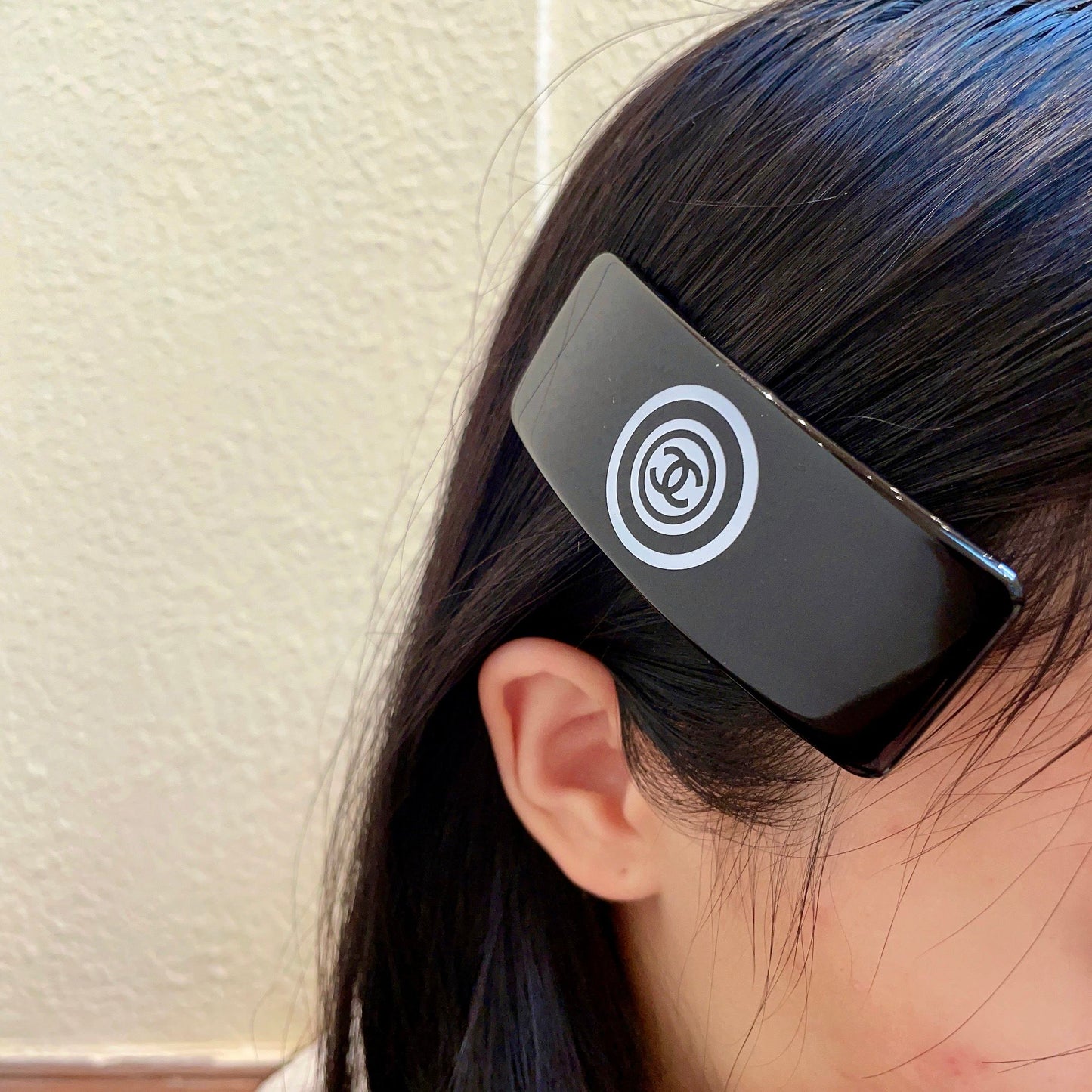 Double-C Emblem Hair Clip – Design 002 front product view