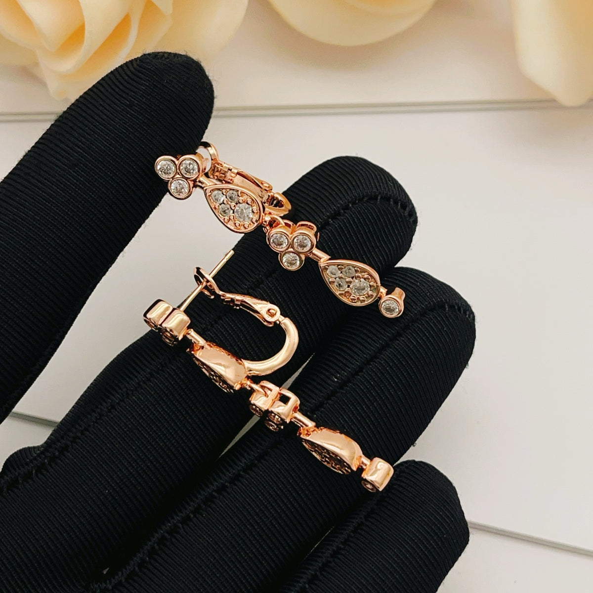 Rose Motif Stud Earrings in Rose-Gold-Tone – Design 02 detail view