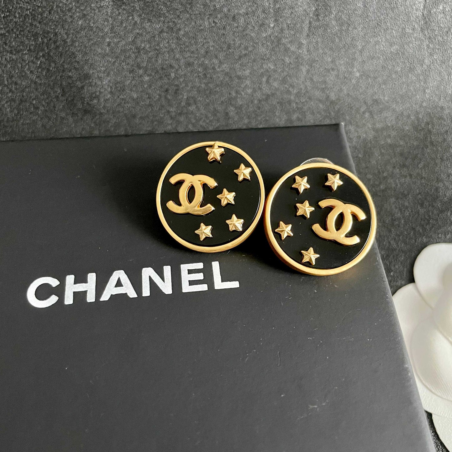 Double-C Emblem Stud Earrings in Polished Metal-Tone – Star Detail – Design 006 detail view