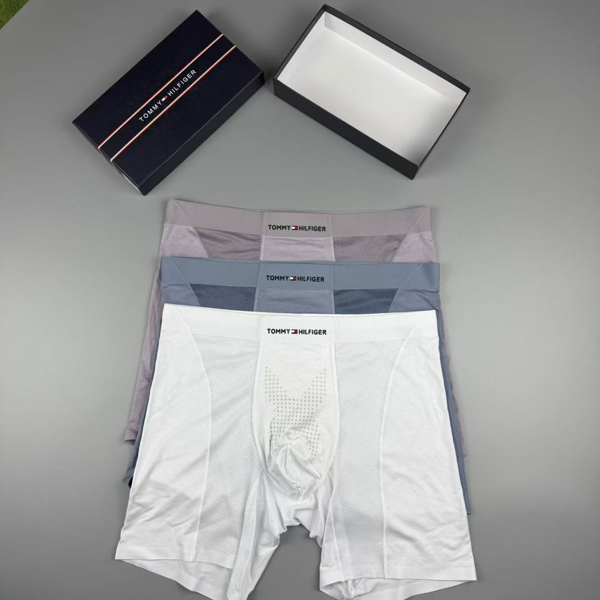 Tommy Hilfiger Logo Detail Men's Boxer Briefs - 3-Piece Box