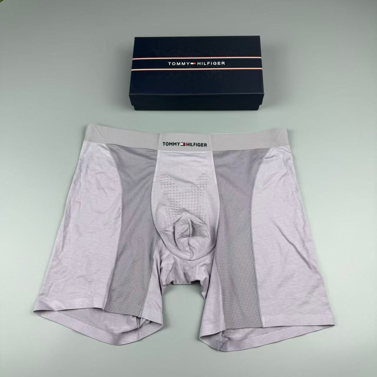Tommy Hilfiger Logo Detail Men's Boxer Briefs - 3-Piece Box