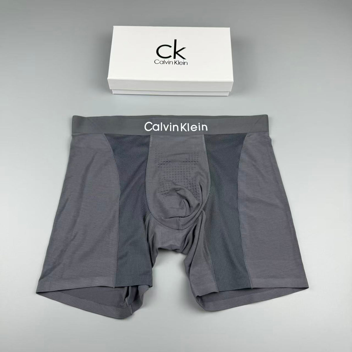 Calvin Klein Logo Detail Men's Boxer Briefs - 3-Piece Box