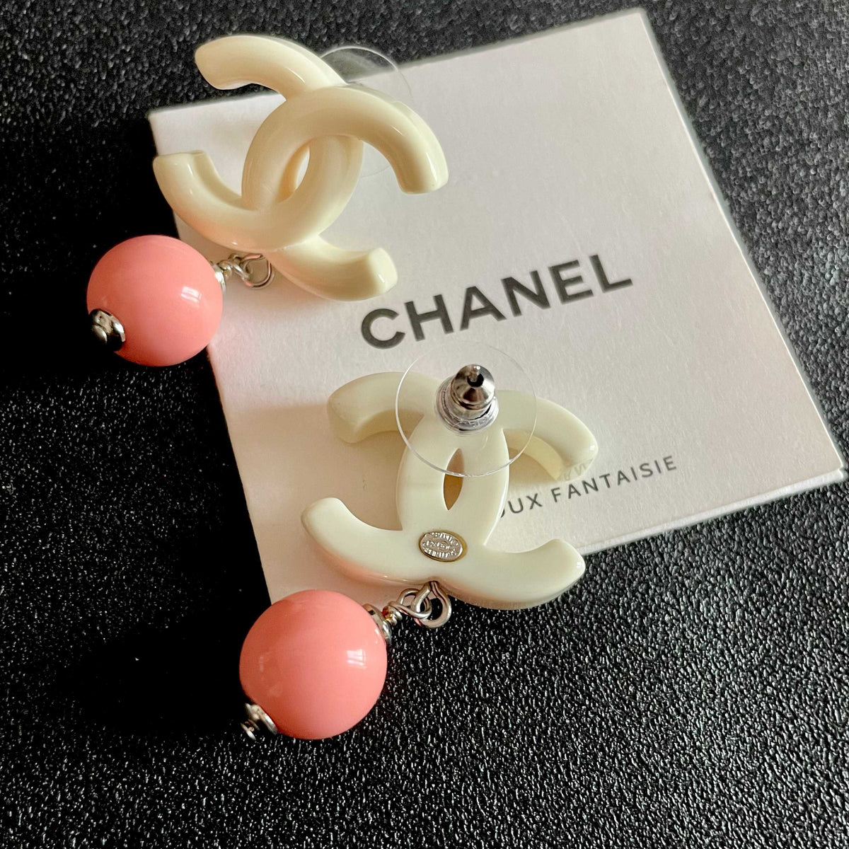 Double-C Emblem Pearl-Detail Statement Earrings – Pearl Detail – Design 004 main product view