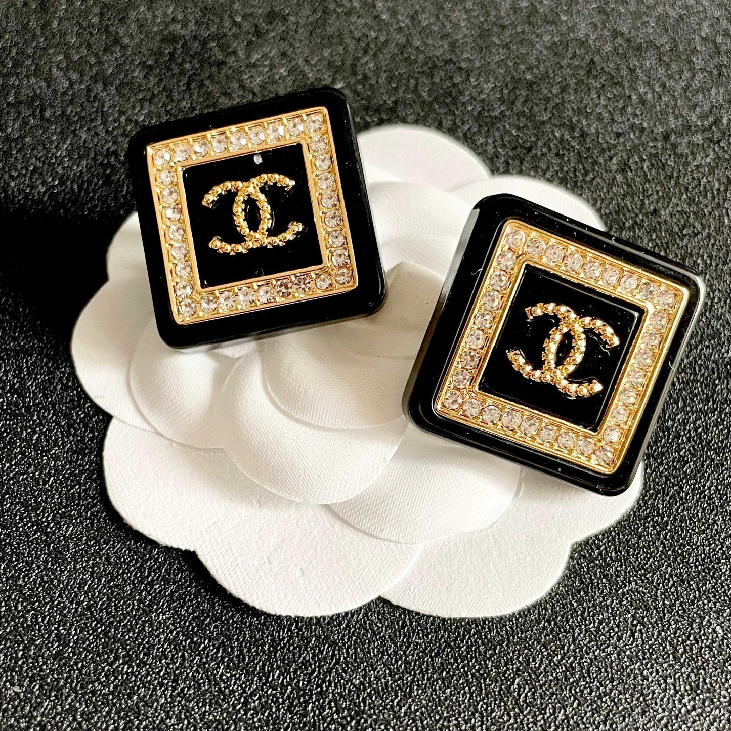 Double-C Emblem Stud Earrings in Polished Metal-Tone – Design 064 front product view