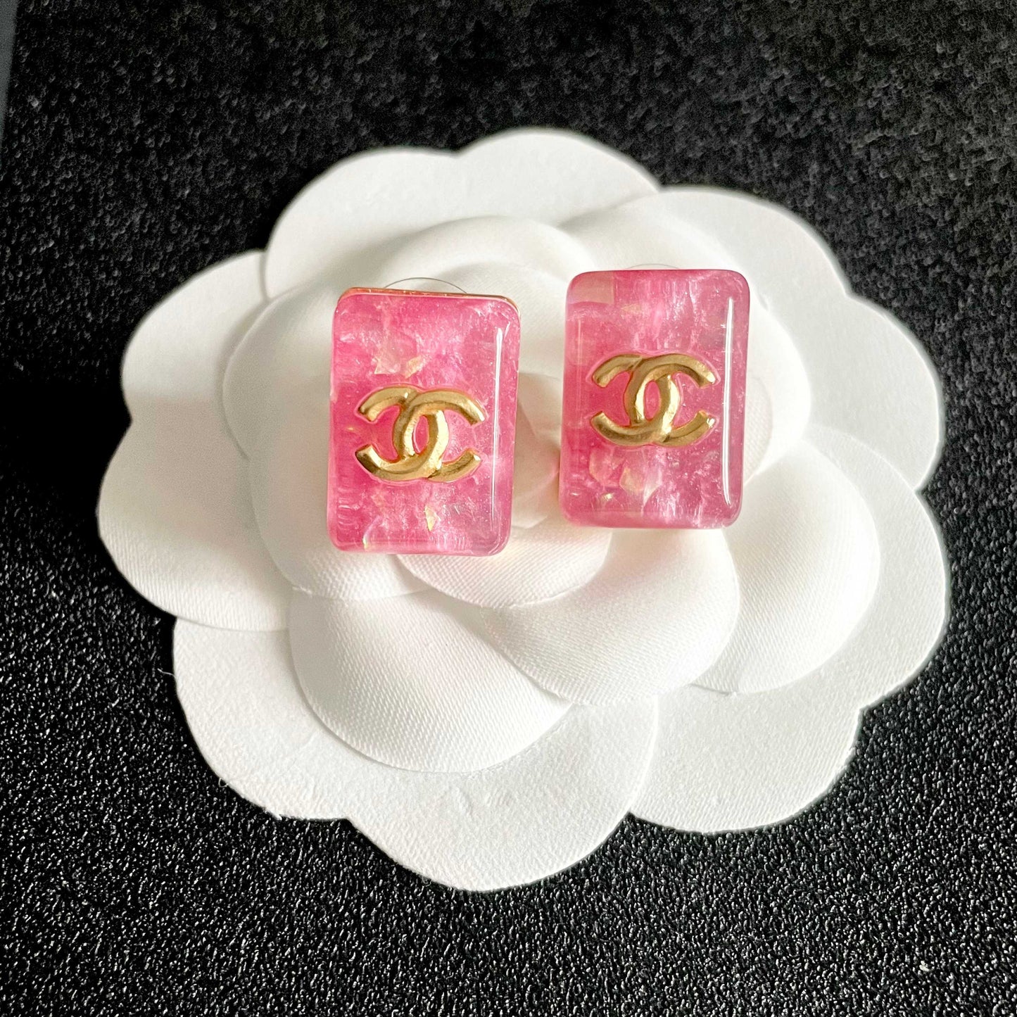 Double-C Emblem Stud Earrings in Polished Metal-Tone – Design 059 front product view