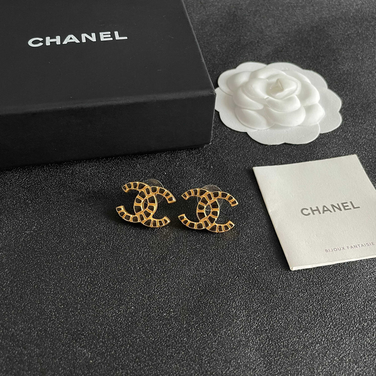 Double-C Emblem Stud Earrings in Polished Metal-Tone – Design 057 styled product view