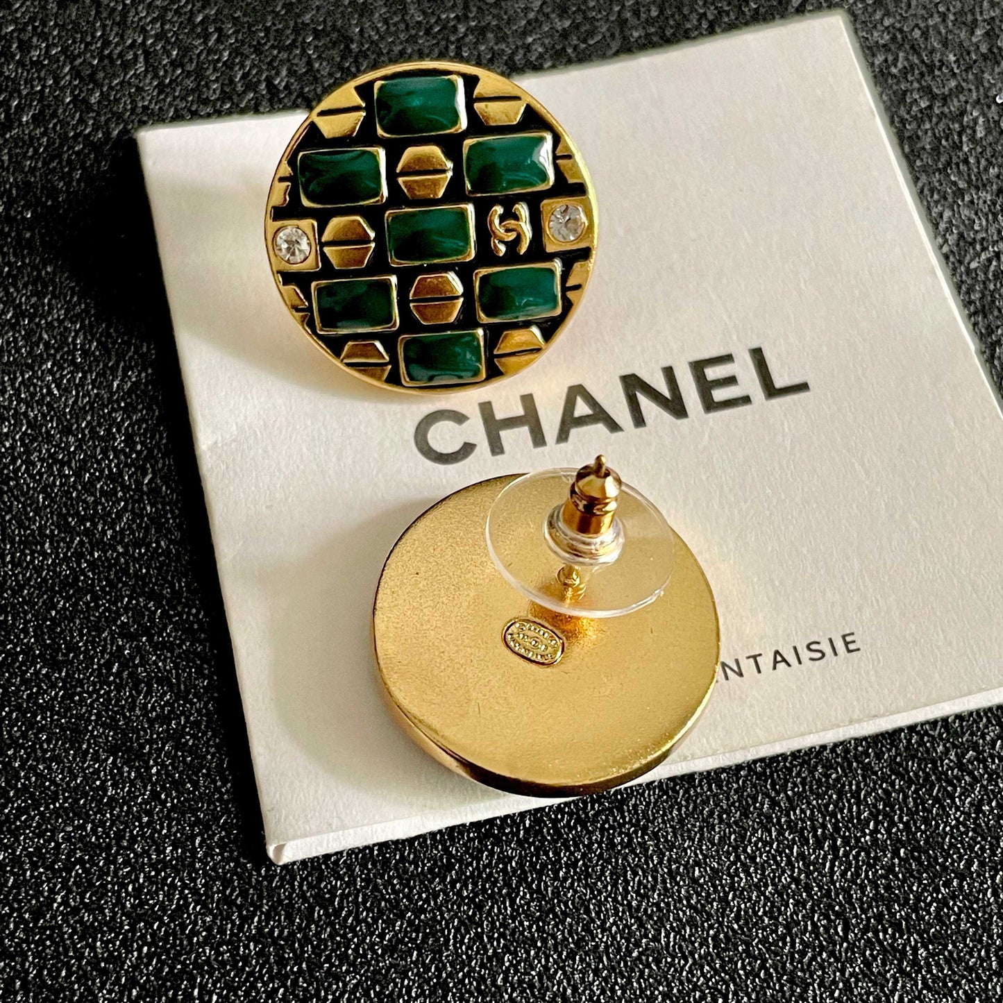 Double-C Emblem Stud Earrings in Polished Metal-Tone – Design 048 main product view