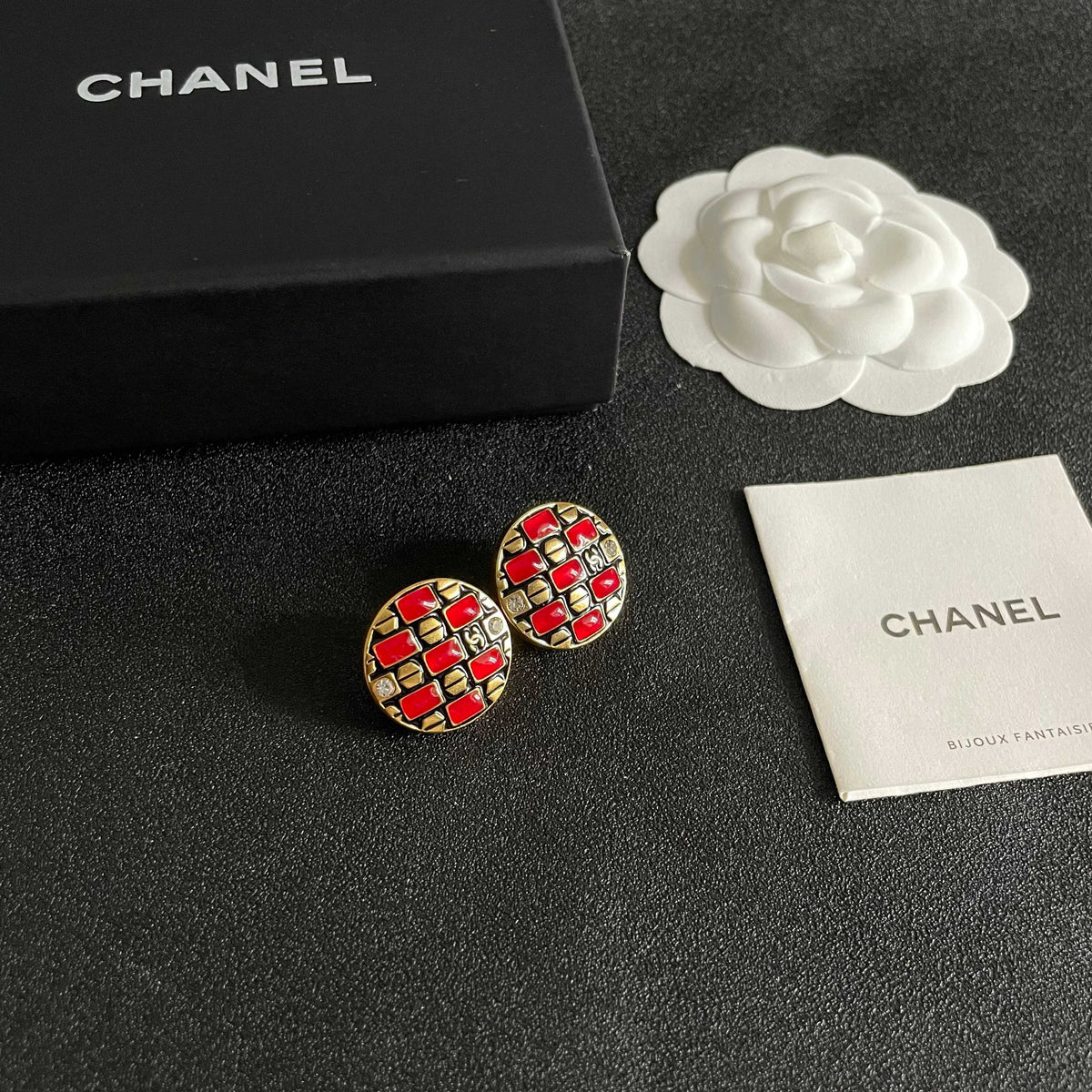 Double-C Emblem Stud Earrings in Polished Metal-Tone – Design 047 styled product view