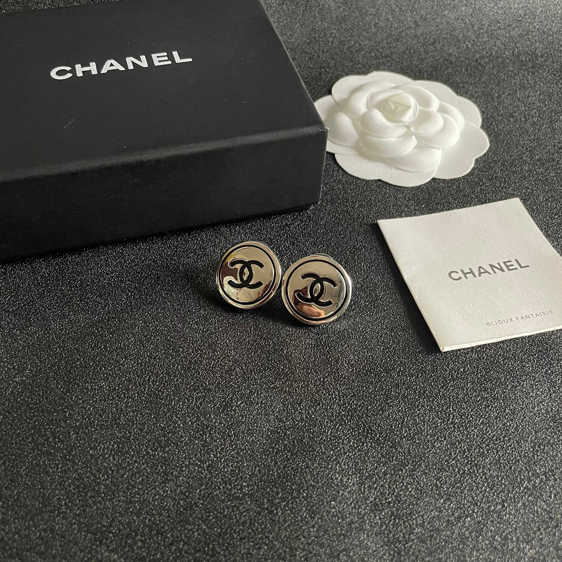 Double-C Emblem Stud Earrings in Polished Metal-Tone – Design 046 styled product view